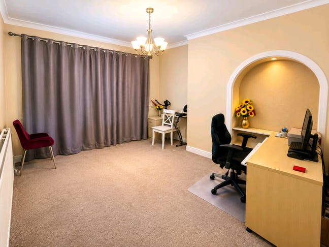 A nice double room to be rented Main Photo