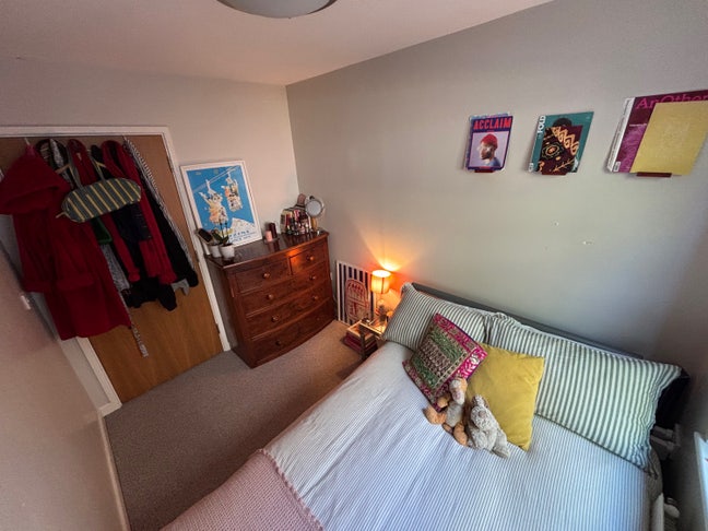 Sublet Female Room in Hackney, 4-6 weeks (Oct) Main Photo