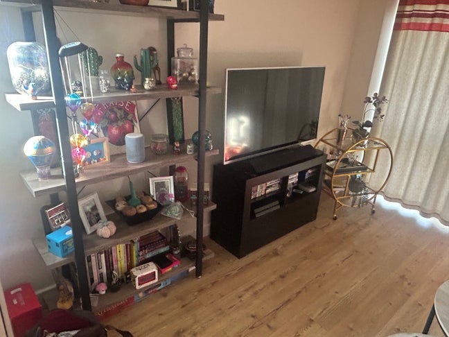 Lovely room to rent with sole use of main bathroom Main Photo