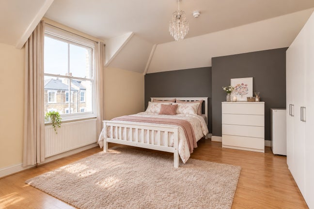 ‼️🏡 Couple Room Available | No Deposit Option ‼️ Main Photo