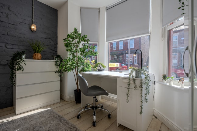 Professional Boutique Room - Premium House Share Main Photo