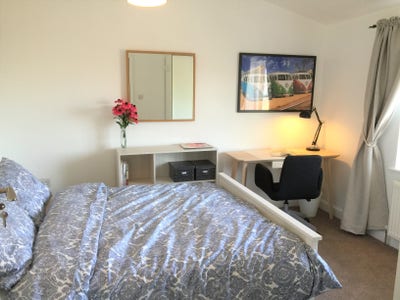 Lovely Double | Peckham/Camberwell | All Inclusive Main Photo