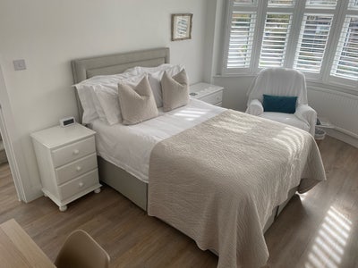 Beautiful Furnished Double Room-KT19 Main Photo