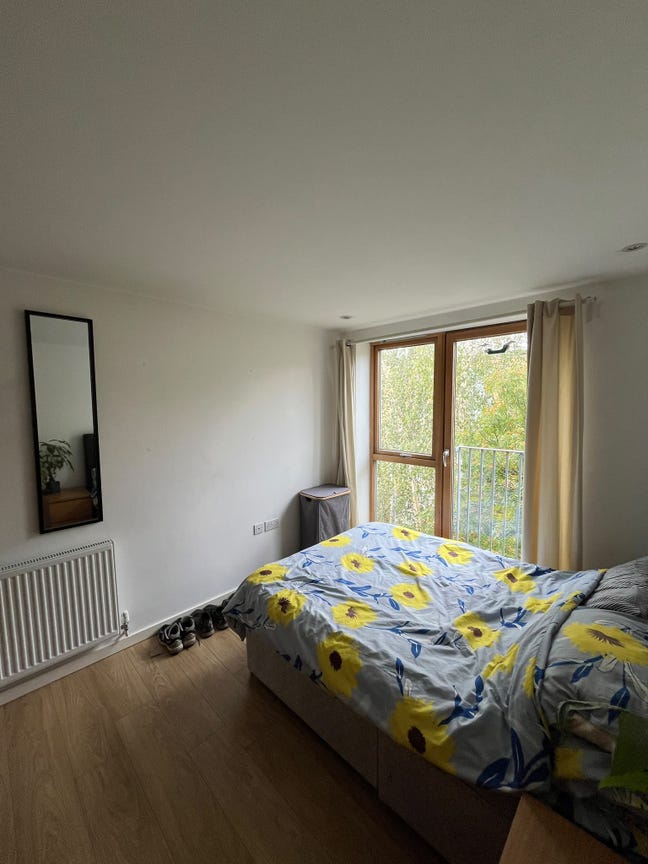 Bright Double Room Available in Brixton Main Photo