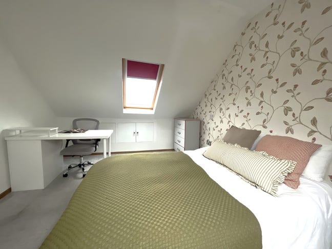 Two rooms available beautiful flat in Battersea! Main Photo