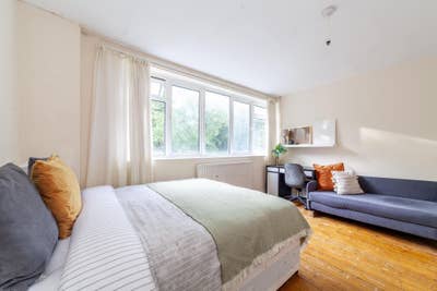 🔥Double room In Quiet Location (Garden + Living)🔥 Main Photo