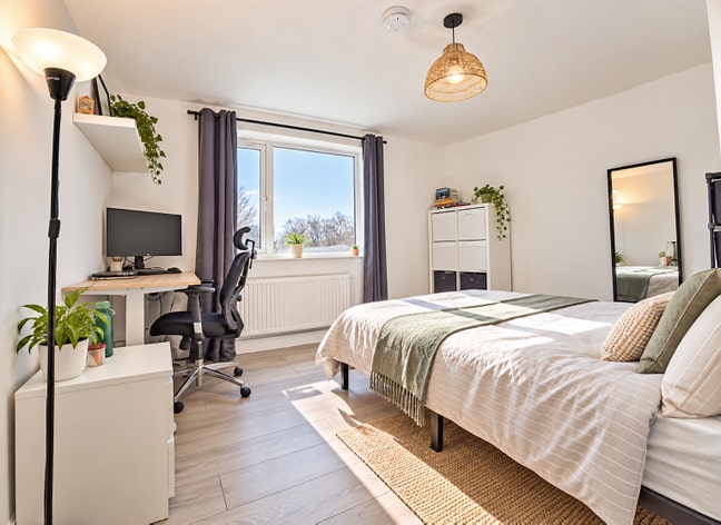 Large Doubles in Modern flat + lounge in Limehouse Main Photo