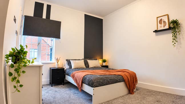 En-Suite Room | Bills Included | &pound;500 Main Photo