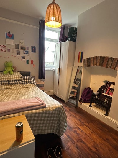 Double room in friendly house Main Photo