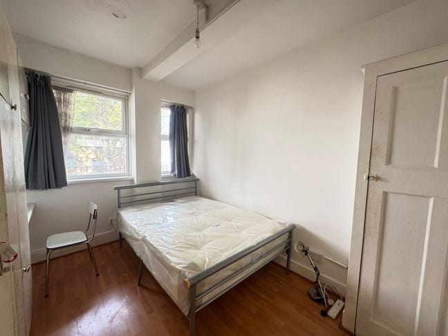 Spacious Double Bedroom in London Bridge SE1 Main Photo