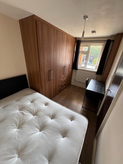 Flat share near Bermondsey  Main Photo