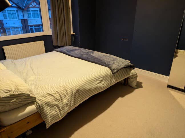 Lovely double room in East Oxford family home Main Photo