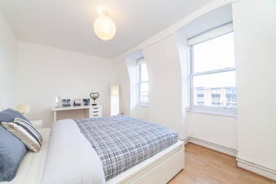 Double Room in Prime Fulham Broadway Location 🏡⭐ Main Photo