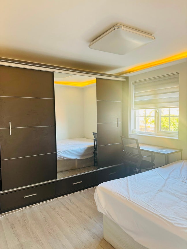 Private room in shared house Main Photo