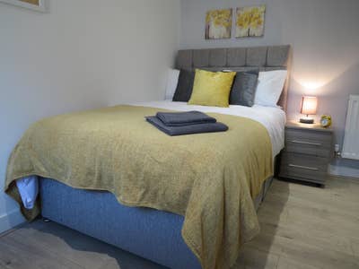 💥Large En Suite Room, Great Location💥 Main Photo