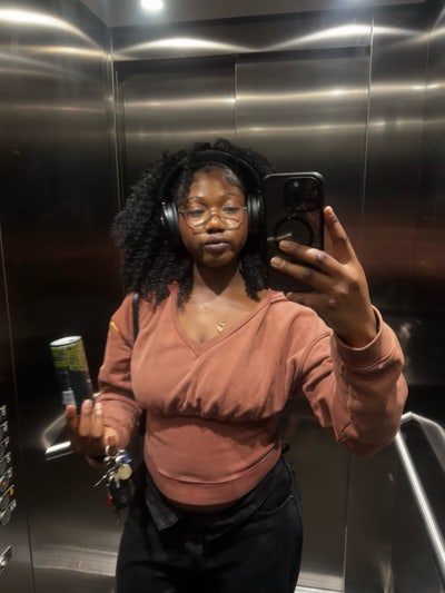 Hi looking for a flat to share with someone !!! Main Photo