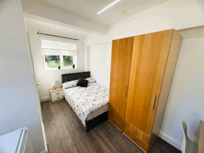 Beautiful studio in Wembley  Main Photo