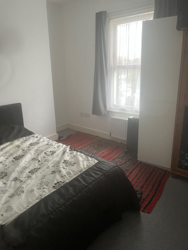 Room to let Main Photo
