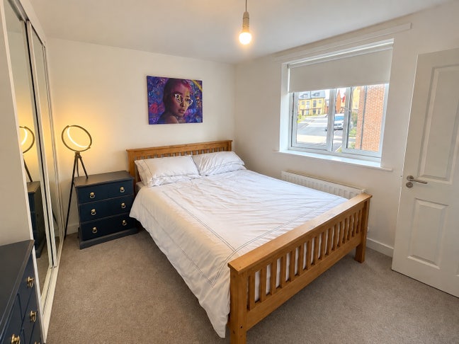 2 x Double room available - Large House Main Photo