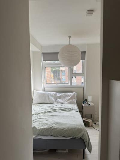 Room in lovely maisonette on Hackney Road Main Photo