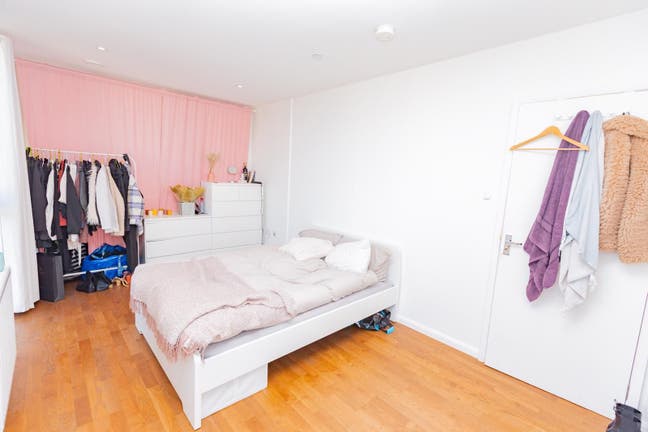 🌆 Discovery Tower E16 | Stunning Double | &pound;1,275  Main Photo