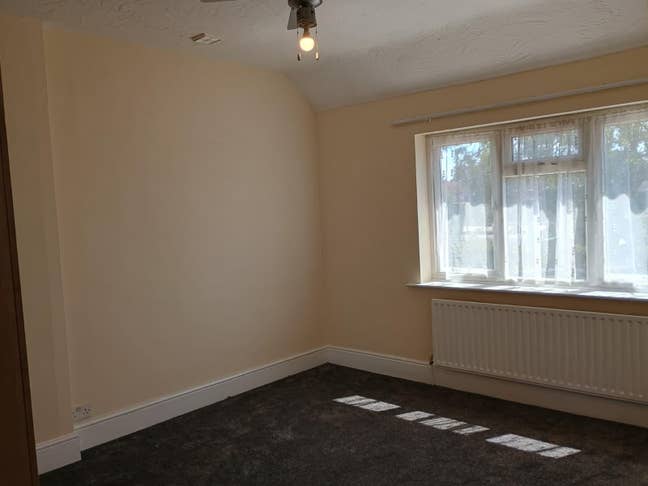 Room in a Shared House, Bedfont Road, TW13 Main Photo