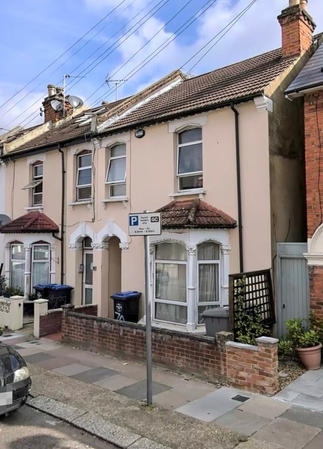 Triple room for 3 friends - 95&pound; pw per person Main Photo