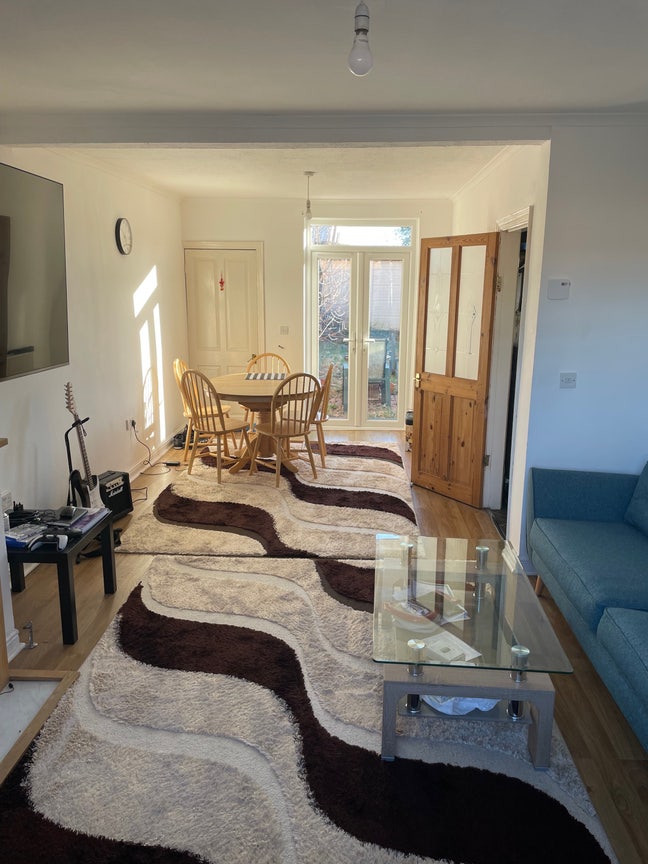 2 Bed House for Rent Main Photo