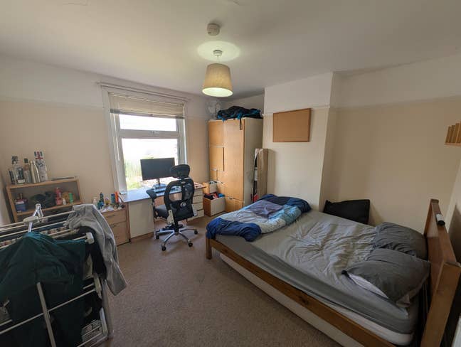 Double Room in Northville – Close to BAE, UWE Main Photo