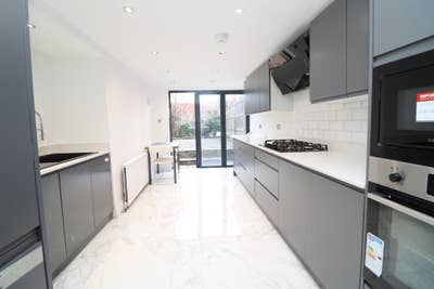 Premium Property in A Prime Location - NW6 !  Main Photo