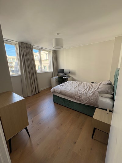 Bright Double Room - Sugar House Island Main Photo