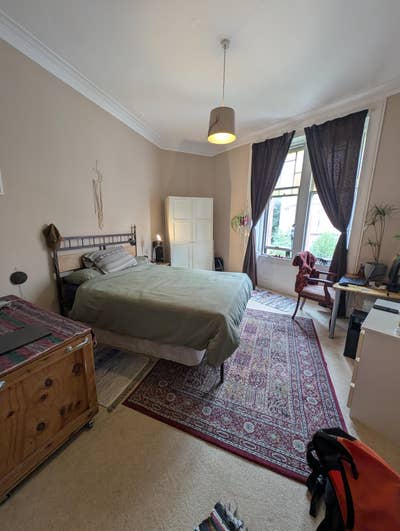Spacious room in Ibrox  Main Photo