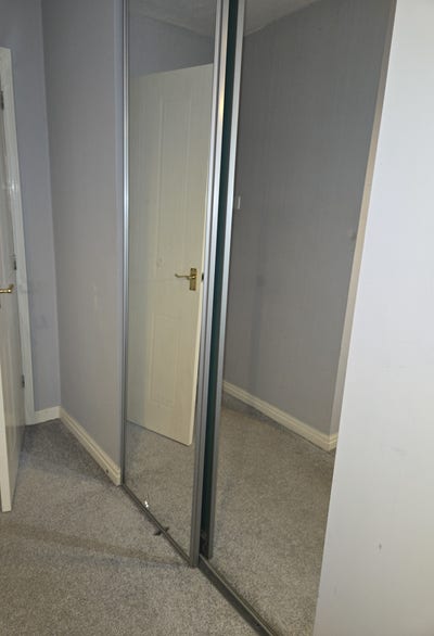 Single or double room to rent with ensuite Main Photo