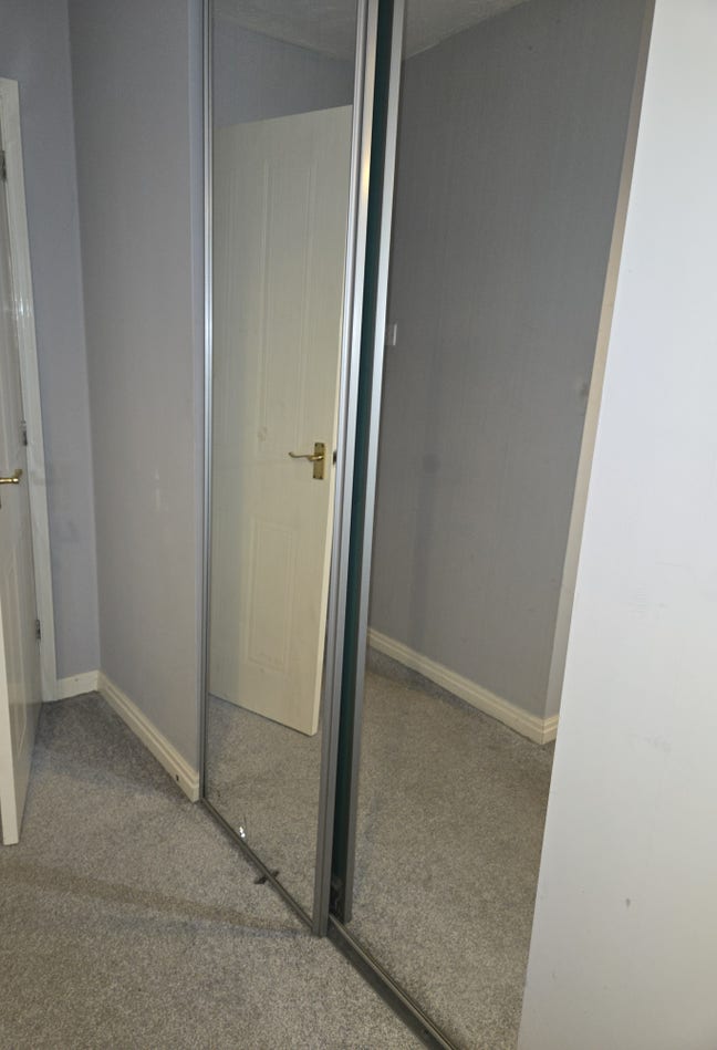 Single or double room to rent with ensuite Main Photo