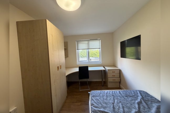 Private Student Accommodation - Park View  Main Photo