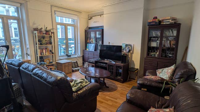 Cosy friendly flat in Crouch End Main Photo