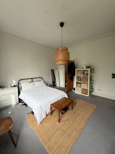 Large partly furnished double in Stoke Newington Main Photo