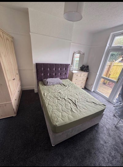 Double room to rent Main Photo