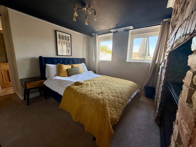 Bedroom to rent in house saltash  Main Photo