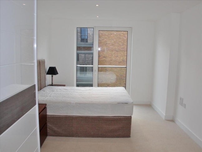 3 Luxury Rooms | Canada Water | 1 En-suite | Gym Main Photo