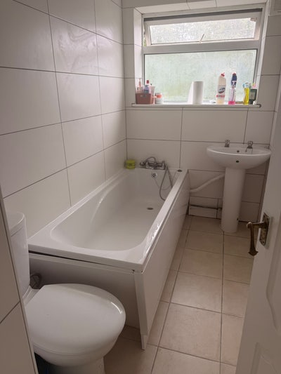 1 Bed Room for Rent Main Photo