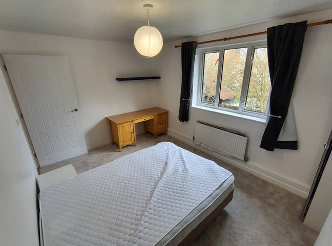 Double room to let Main Photo