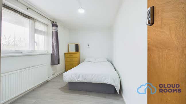 East London – E1 🏠 Stepney Green / Mile End Main Photo