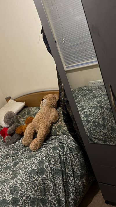 A funished one bed ensuit to let Main Photo