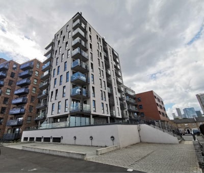 Canary Wharf Double Room available now! Main Photo
