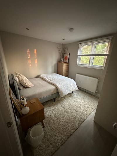 Beautiful Bright Room in Tottenham Hale Main Photo