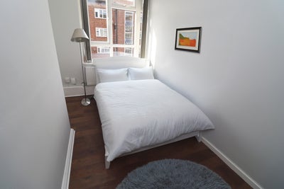 ✨ 2 Rooms | Less Than 5 Mins to Acton Central ✨ Main Photo