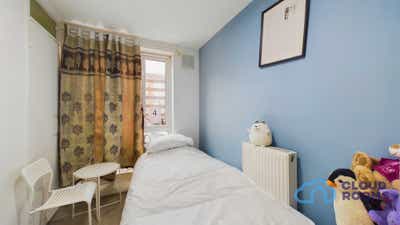 East London – E3 🏠 Bow / Queen Mary Zone 2 Main Photo