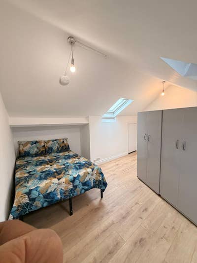🚿 Private Shower Room, Bills Inc, Neasden &pound;230pw  Main Photo