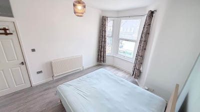 🏡 3-Bedroom Flat #Available #Now – Manor Park,W12 Main Photo